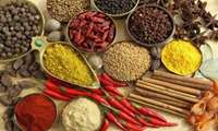 کشف 10 قلم داروی گیاهی تقلبی از عطاری های استان