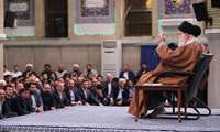 دیدار سرپرست وجمعی از پرستاران دانشگاه علوم پزشکی بامقام معظم رهبری